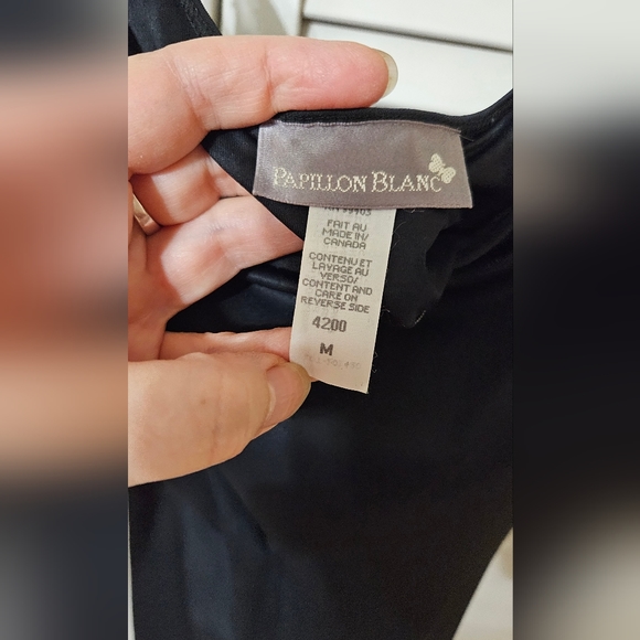 Full-length see-through high-collar lace dress with underdress - Picture 6 of 8